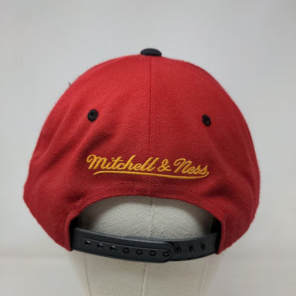 Mitchell & Ness NBA Men's Snapback Hat Red Embroidered Miami Heat 2006 Finals