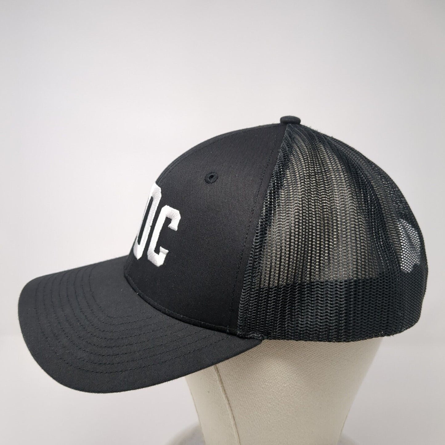 HDC Snapback Mesh Back Trucker Hat Black XL Adjustable Richardson
