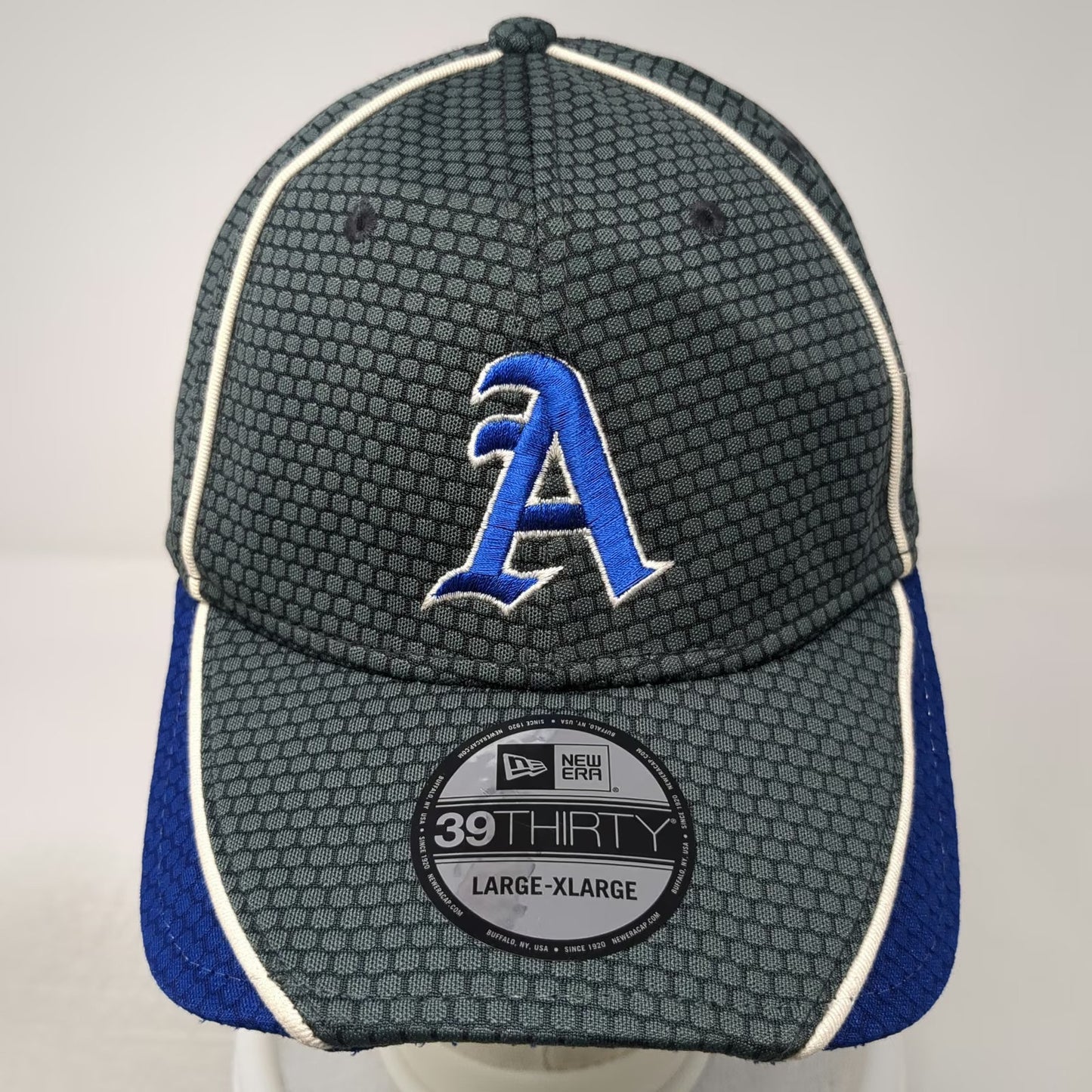 New Era Baseball Cap Gray Blue XL 39THIRTY Stretch Fit Honeycomb Gothic A Hat