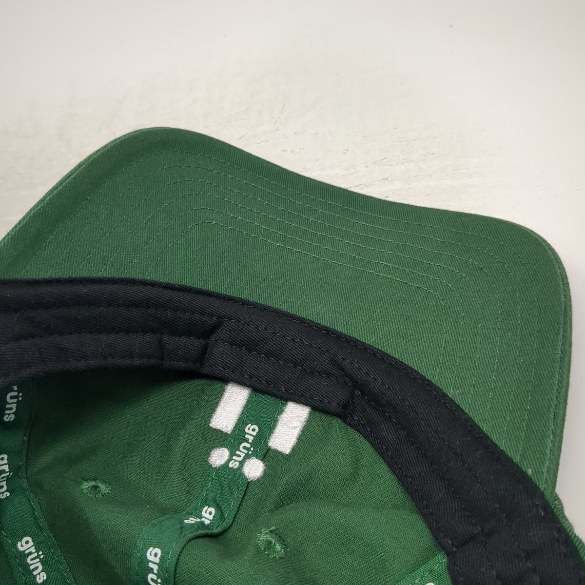 Grüns Baseball Cap Green One Size Cotton Adjustable Slideback Embroidered Hat
