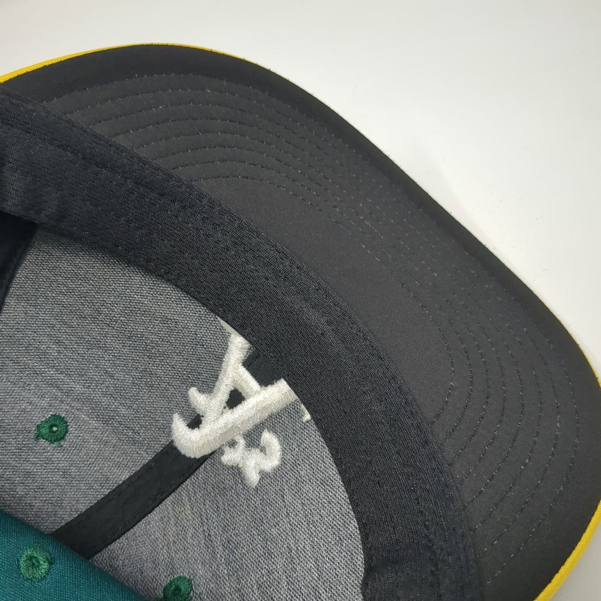 OC Sports Oakland A's Baseball Cap Green Yellow One Size MLB Strapback Team Hat