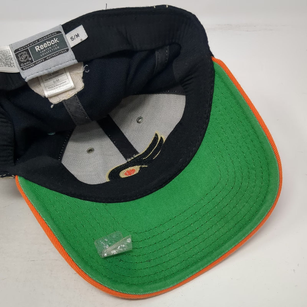 Philadelphia Flyers NHL Reebok Cap Blue M Winter Classic Orange Green Underbrim
