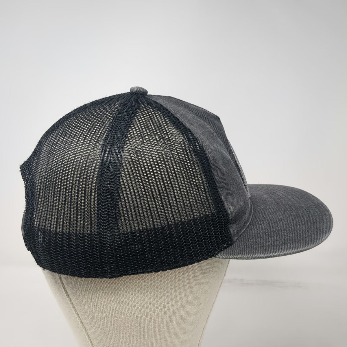 American Eagle Trucker Hat Gray One Size Mesh Snapback Green Under Visor Patch