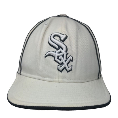 New Era Men's Fitted Hat White 7 3/8 Embroidered Chicago White Sox 59Fifty Logo