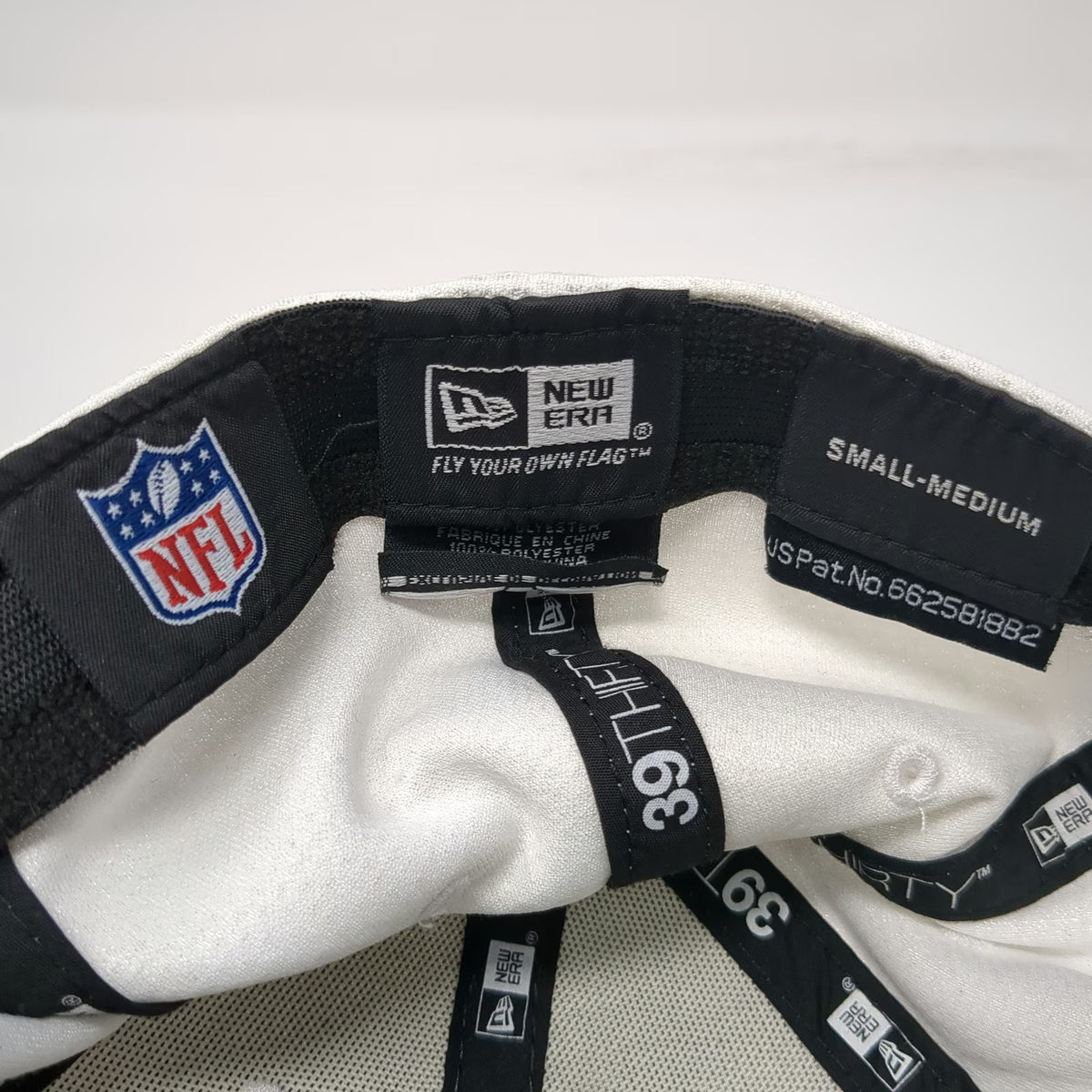 New England Patriots NFL New Era Cap White Size M 39THIRTY Stretch Fit Blue