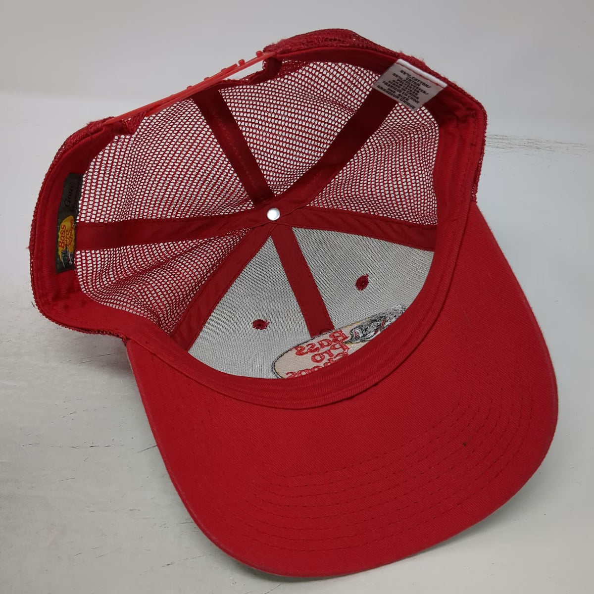 Bass Pro Shops Trucker Hat Red Green One Size Snapback Mesh Camo Fishing Hunting
