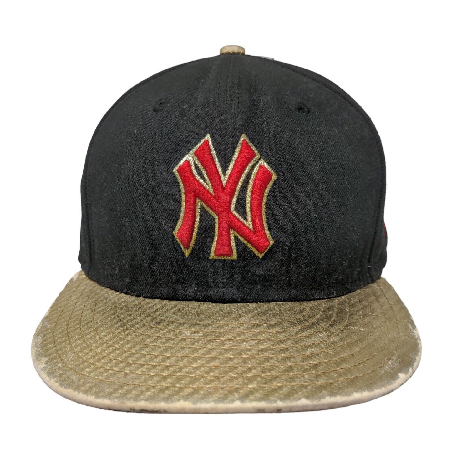 New Era Men's Snapback Hat Black M-L Embroidered New York Yankees Logo 9Fifty