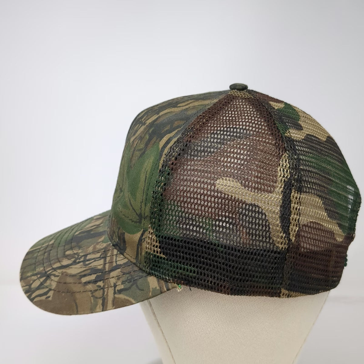 Duck Bay Green Trucker Hat Camo Mesh Back Snapback Hunting Outdoor Vintage