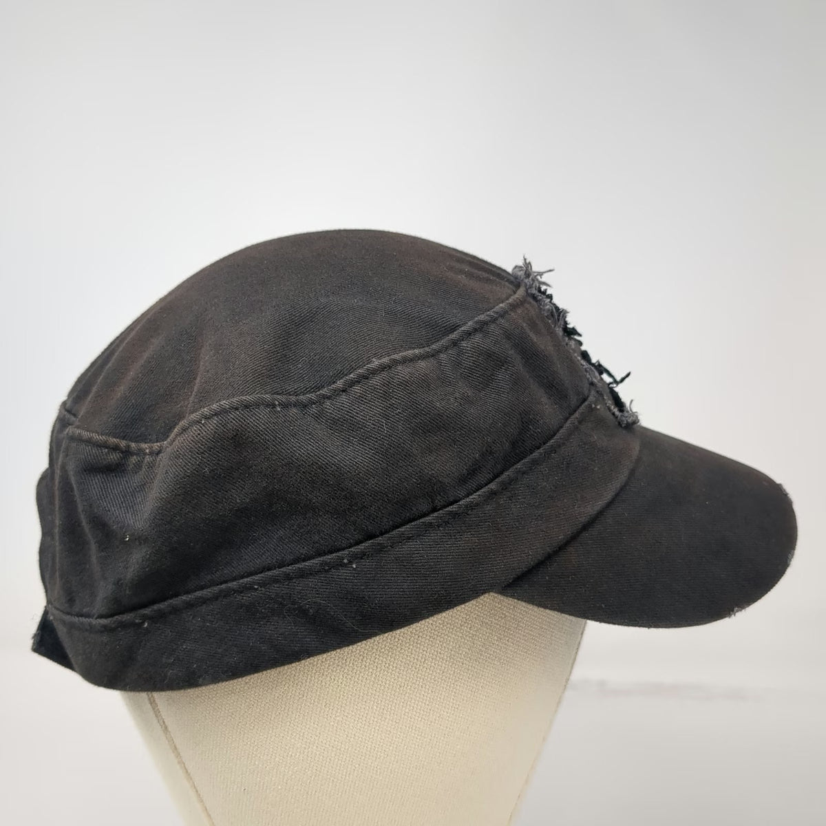 Walt Disney World Army Cap Black One Size Skull Crossbones Patch Cotton Brim Hat