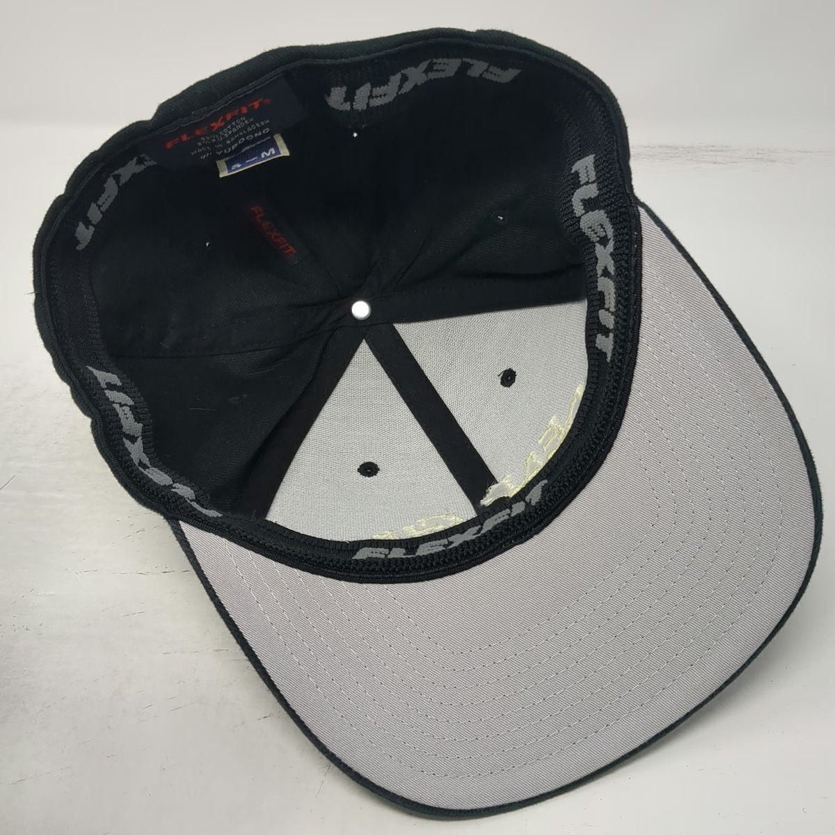 Flexfit Baseball Cap Black M Dead Guy Embroidered Bone Font Stretch Fitted Hat