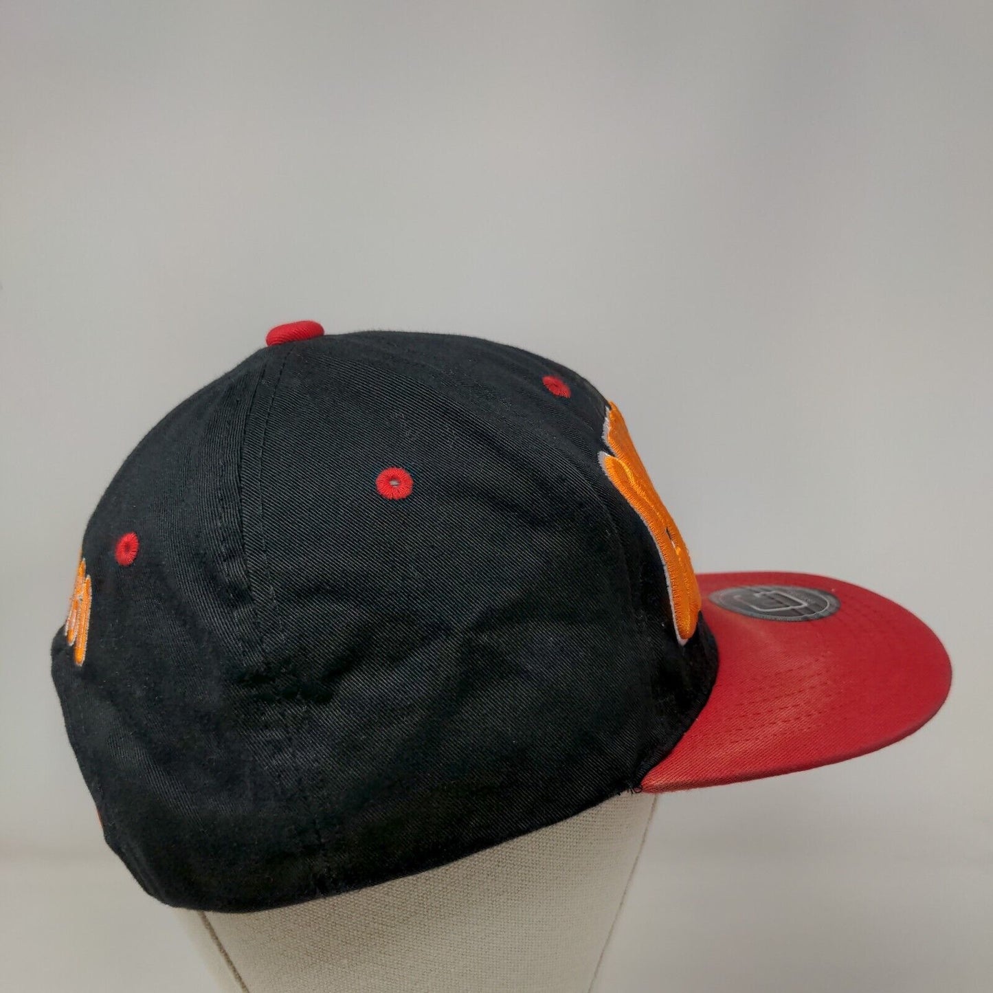 Chicago Snapback Hat Red Black Embroidered Logo Adjustable 100% Cotton
