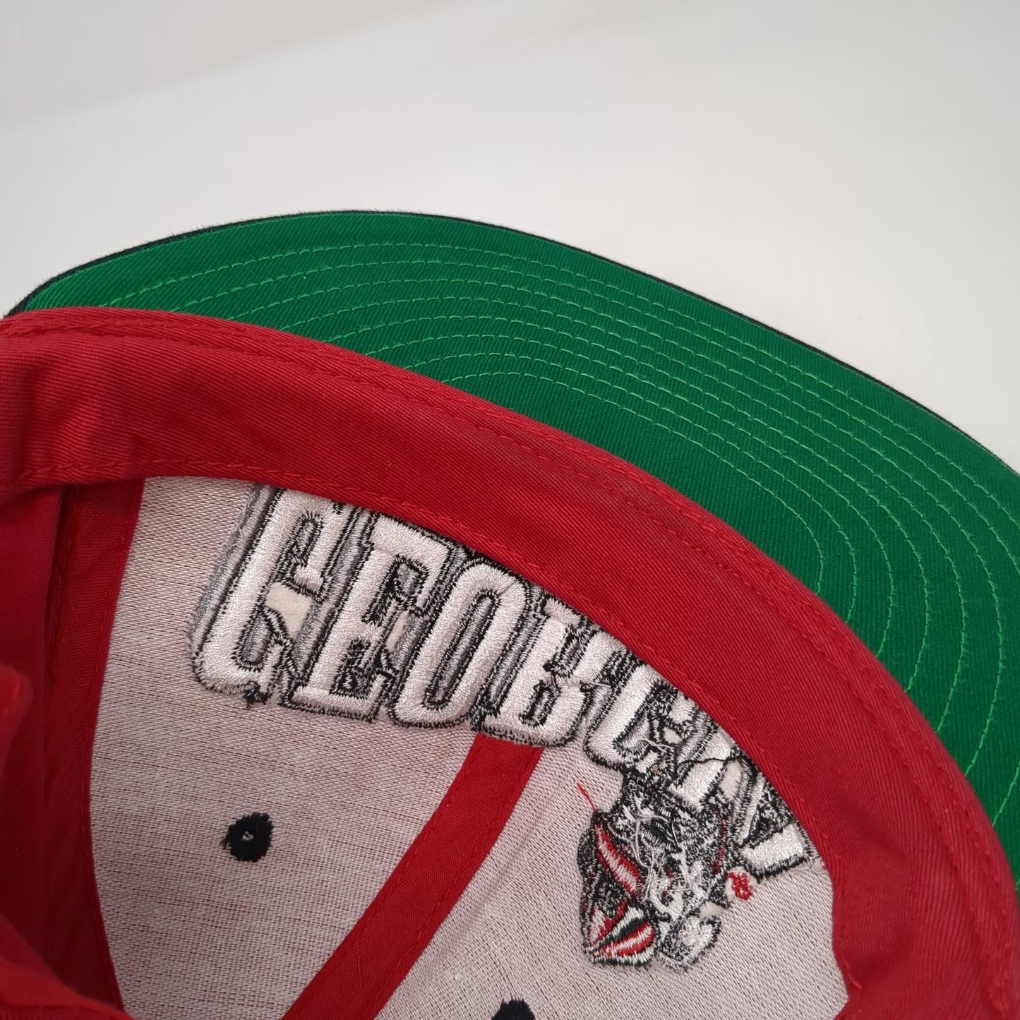 Top of the World Georgia Bulldogs NCAA Snapback Red One Size Green Underbrim Hat