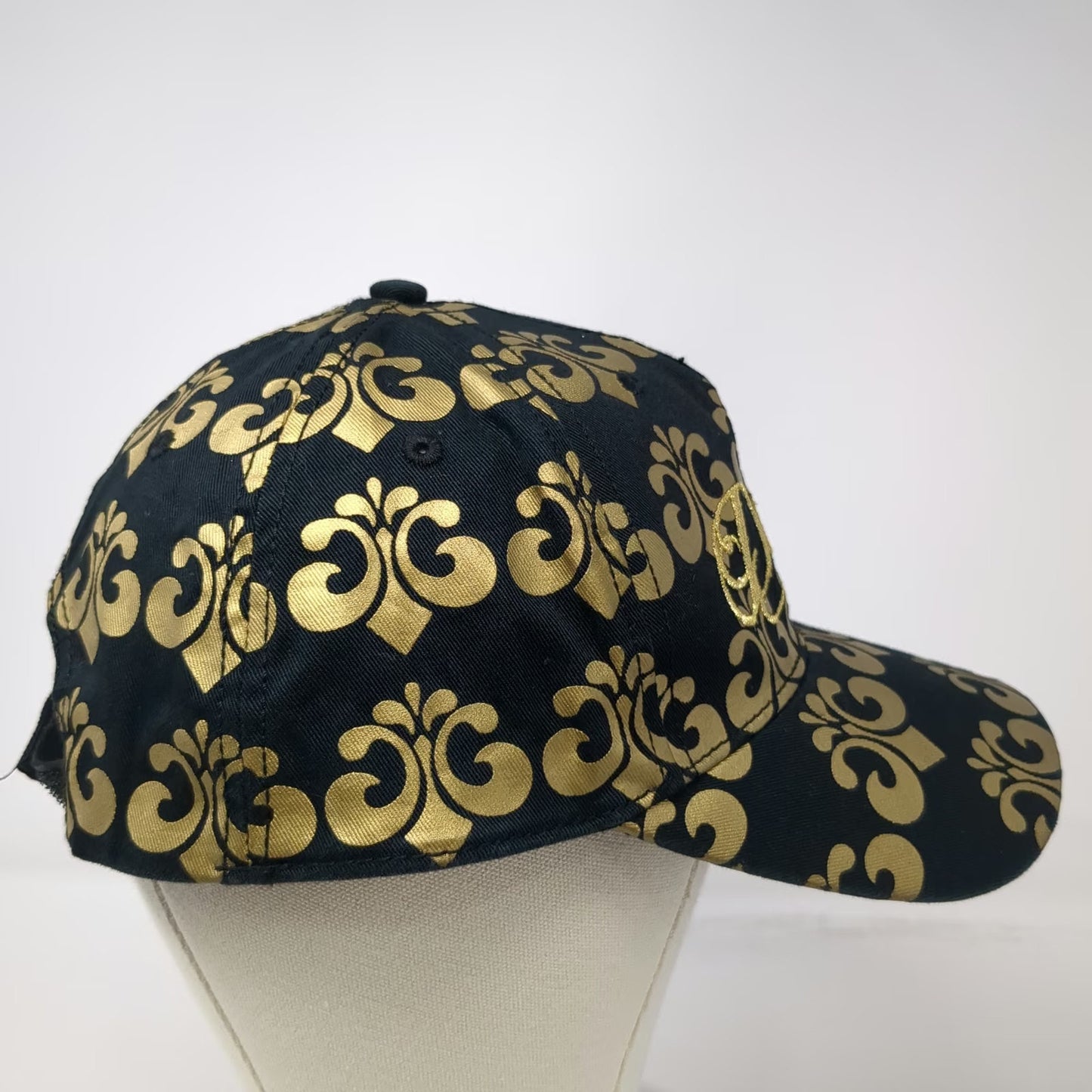 Dereon 5 Panel Black Gold Scroll Pattern Embroidery One Size Hat Streetwear
