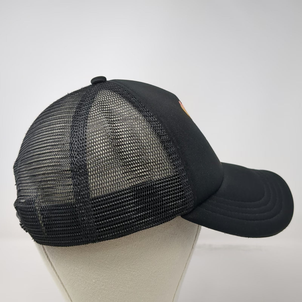 Volcom Trucker Hat Black OSFM Snapback Tropical Parrot Palm Leaf Mesh Back Foam