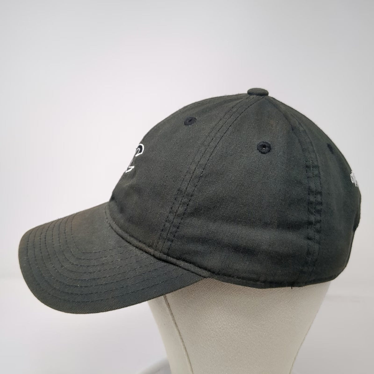 Cleveland Cavaliers NBA Mitchell & Ness Black One Size Cap Strapback Curved Hat