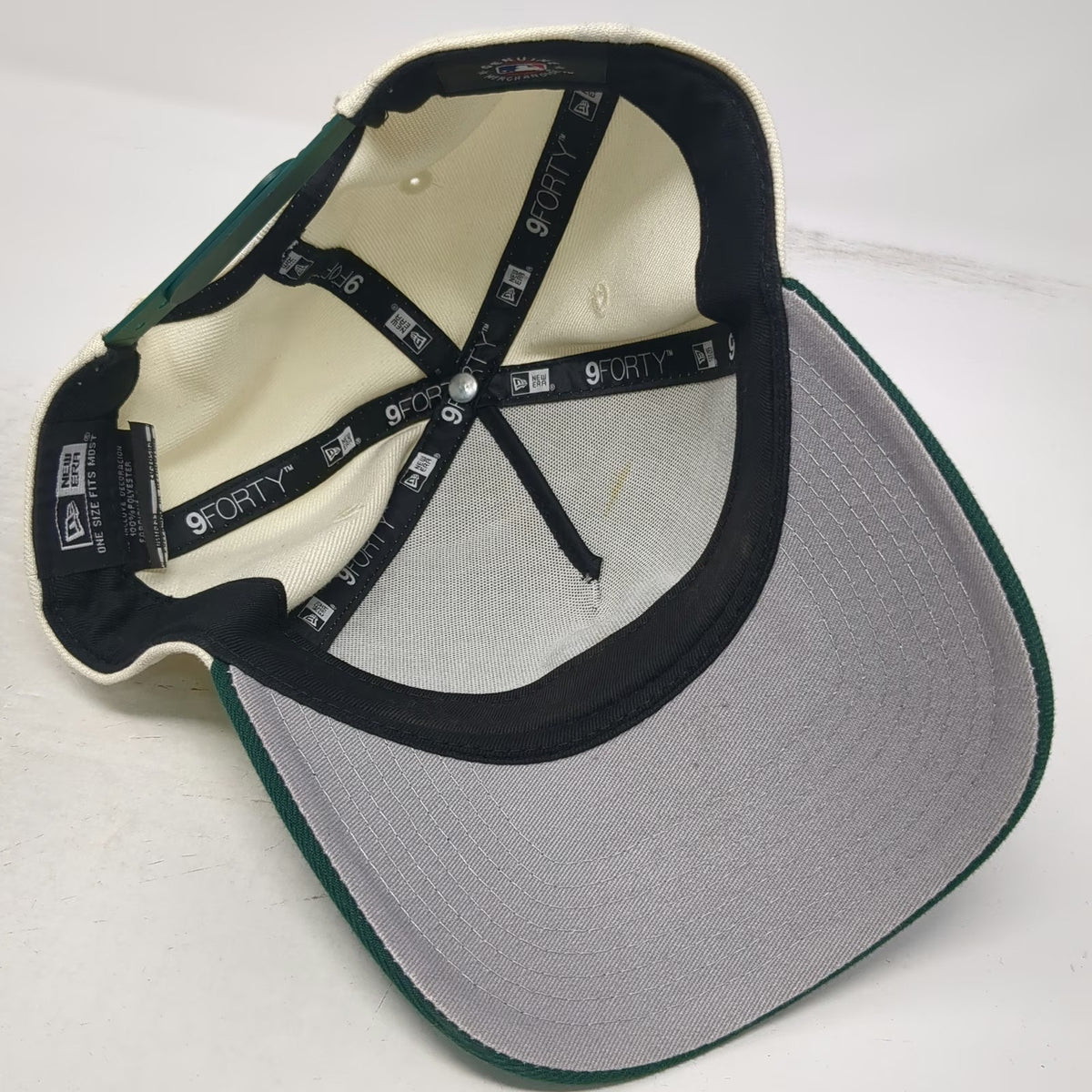 New York Yankees MLB New Era 5 Panel Ivory Green One Size Snapback Hat 9FORTY