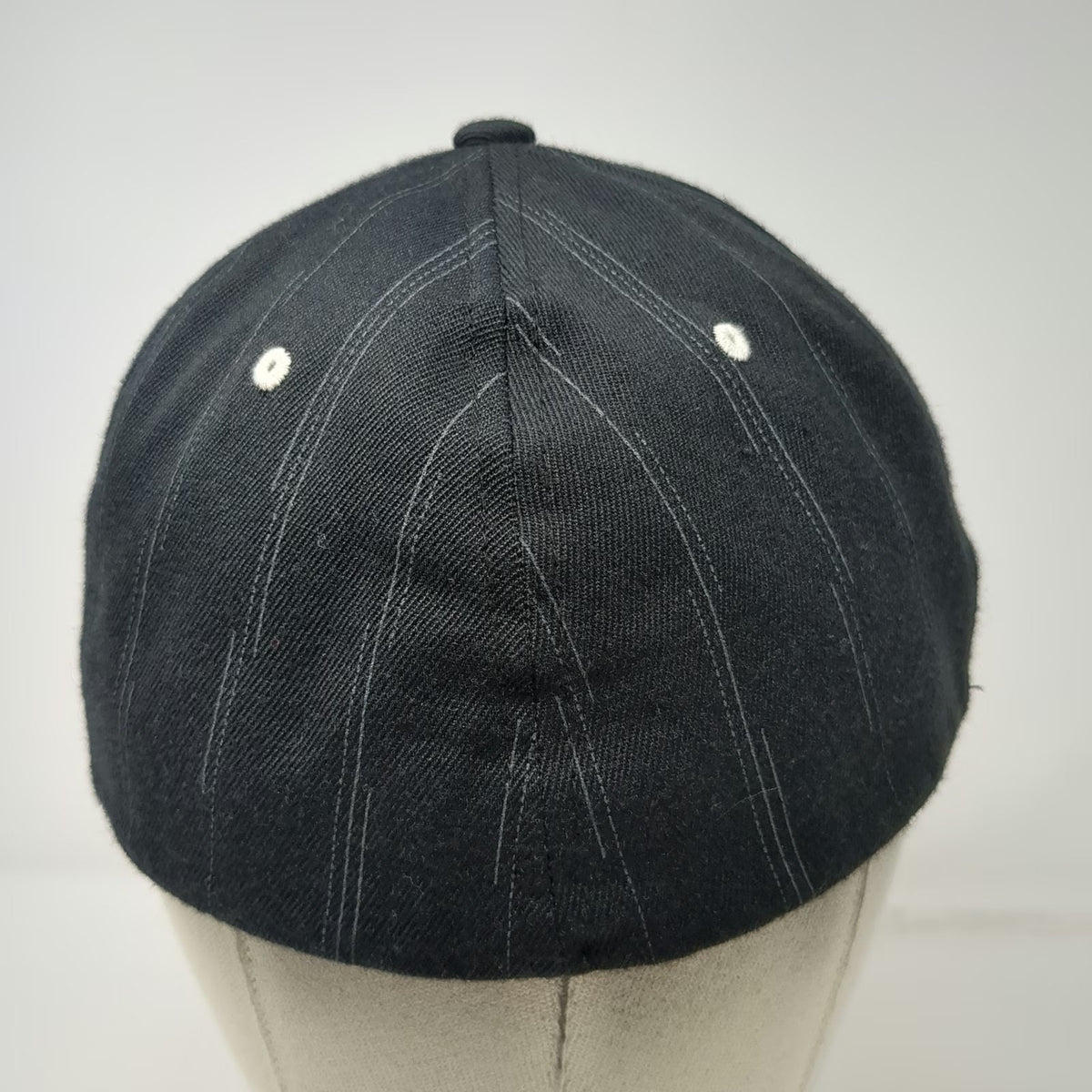 Flexfit Baseball Cap Black White L-XL Pinstripe Skull Pirate Curved Brim Hat