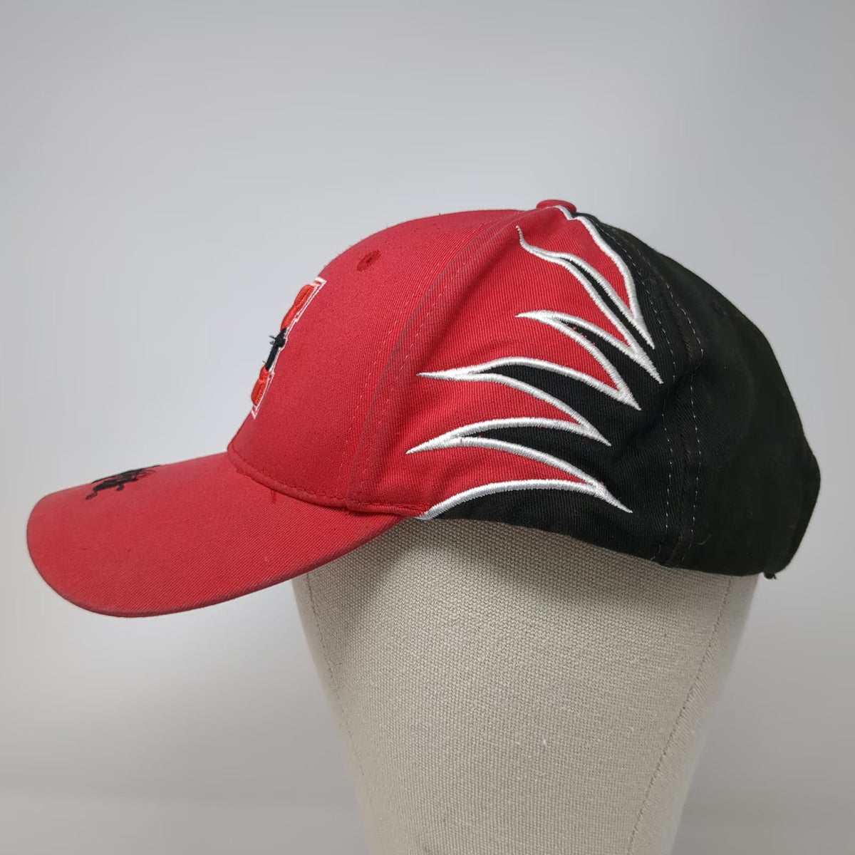 Capsmith Nebraska Huskers Baseball Cap Red One Size Strapback Hat Claw Script