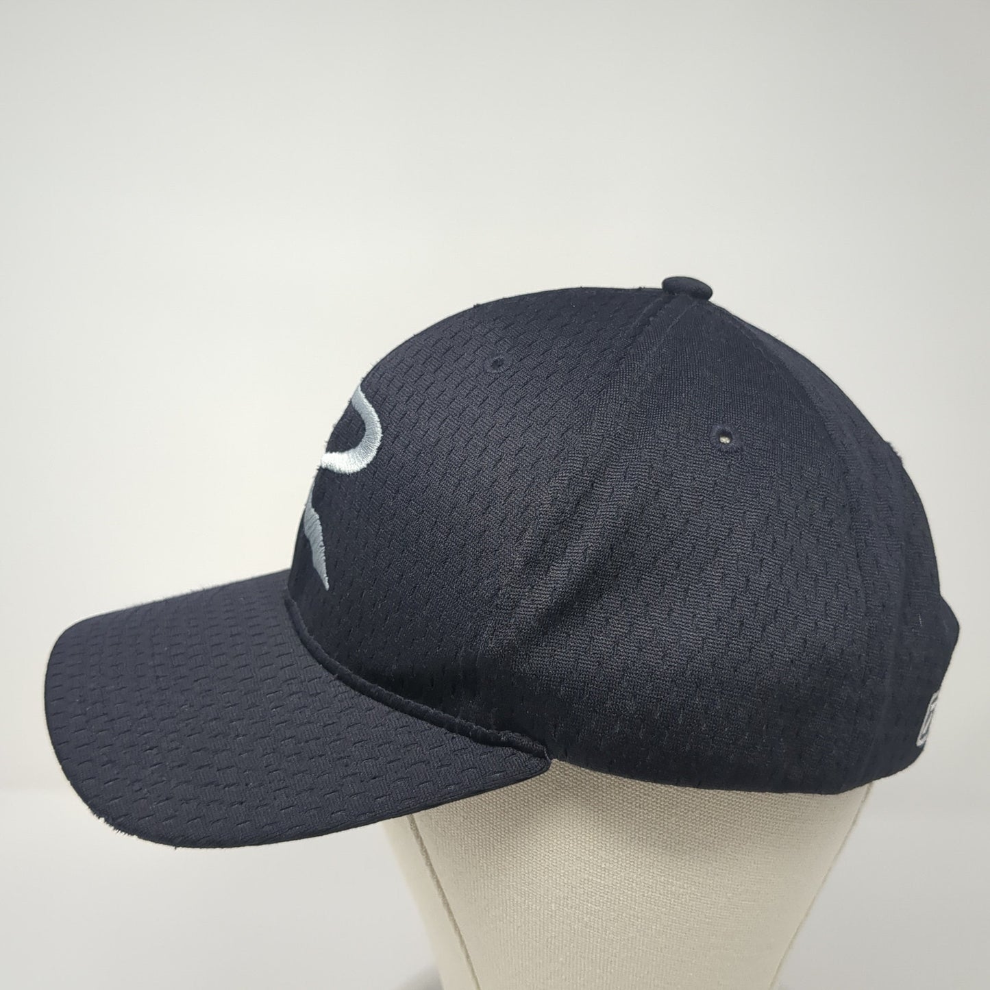 Richardson Strapback Baseball Cap Black One Size Adjustable Embroidered 6 Panel