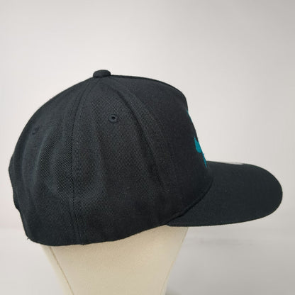 Yupoong 5 Panel Black Hat OSFM Latitude 90 Snapback Flat Brim Green Underbill