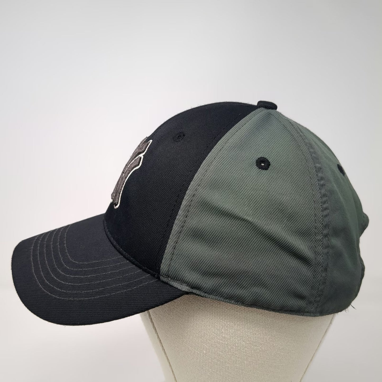 New York Yankees MLB Fan Favorite Baseball Cap Black Gray One Size Hat Two Tone