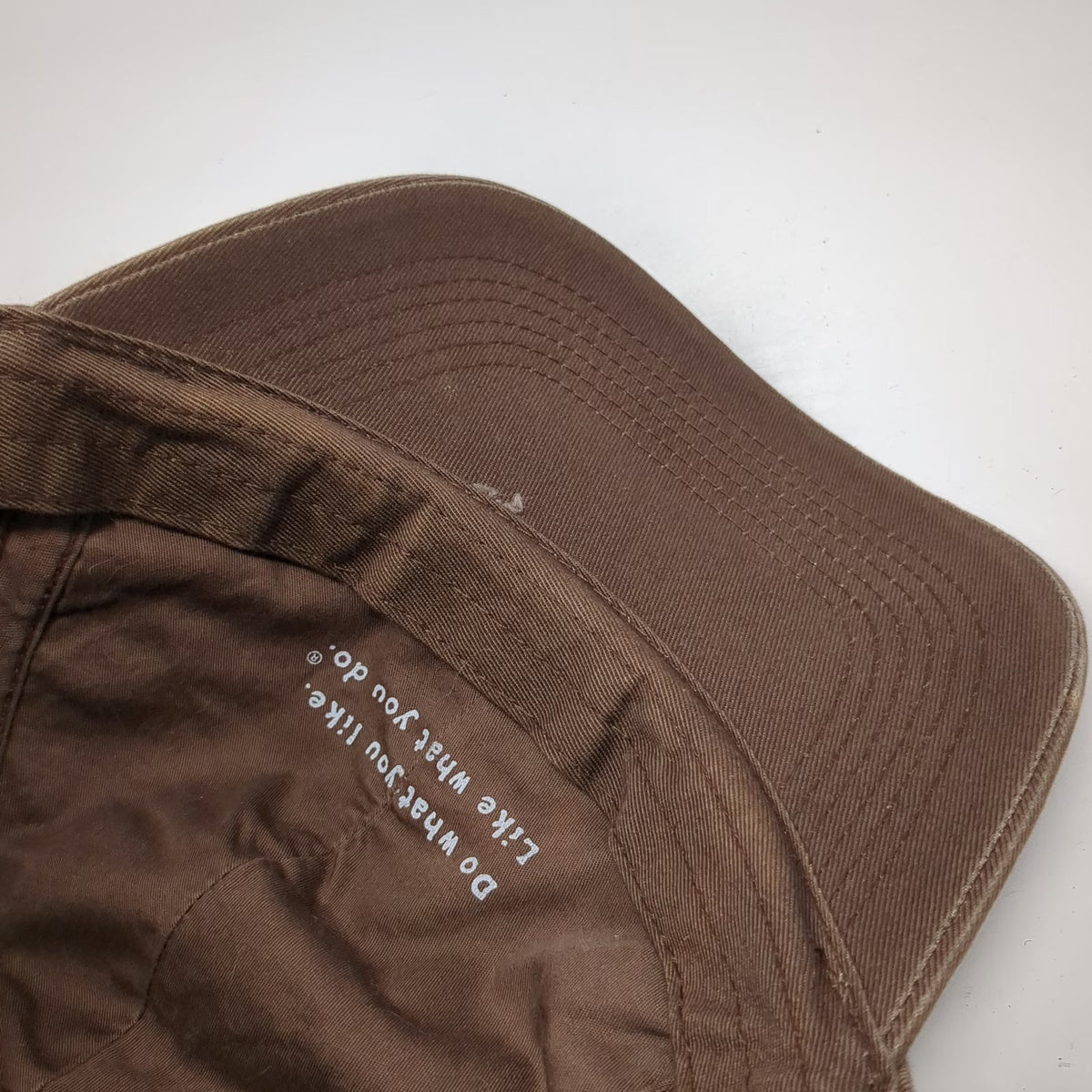 Life is good Baseball Cap Brown One Size Peace Symbol Cotton Slideback Hat