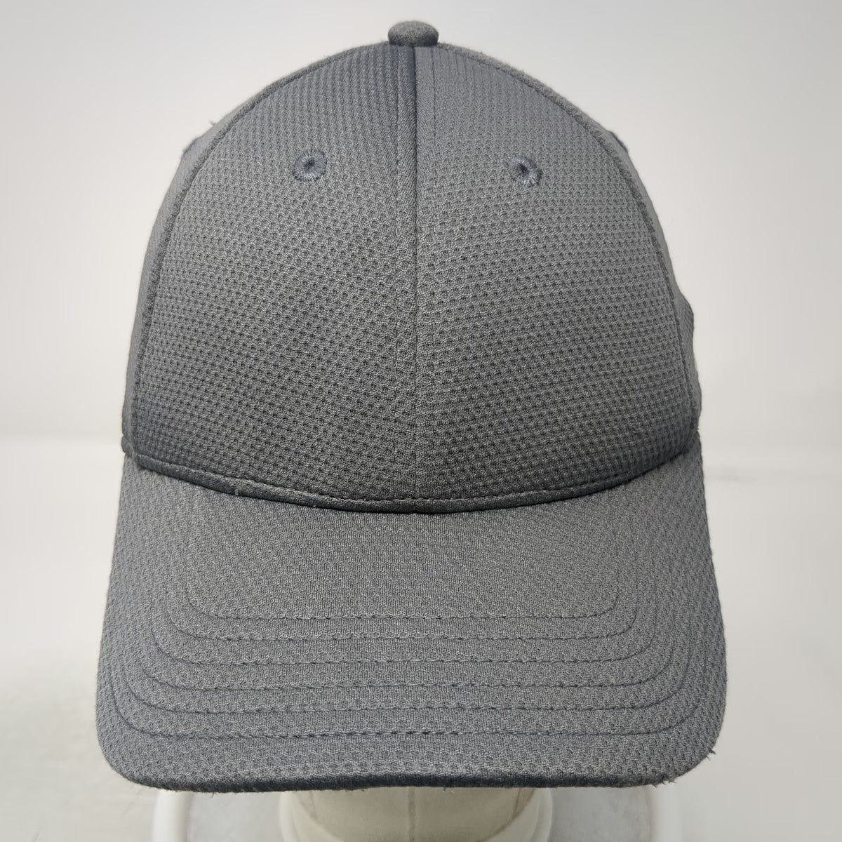 Under Armour Baseball Cap Gray L Stretch Fit Honeycomb Mesh Structured Logo Hat