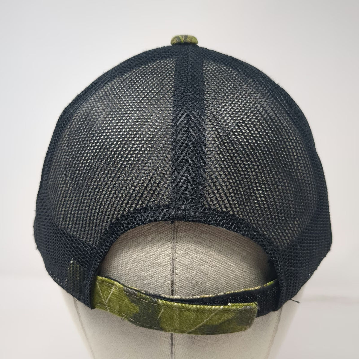 Mossy Oak Baseball Cap Green Black Camo One Size Mesh Back Strapback Hat Hunting