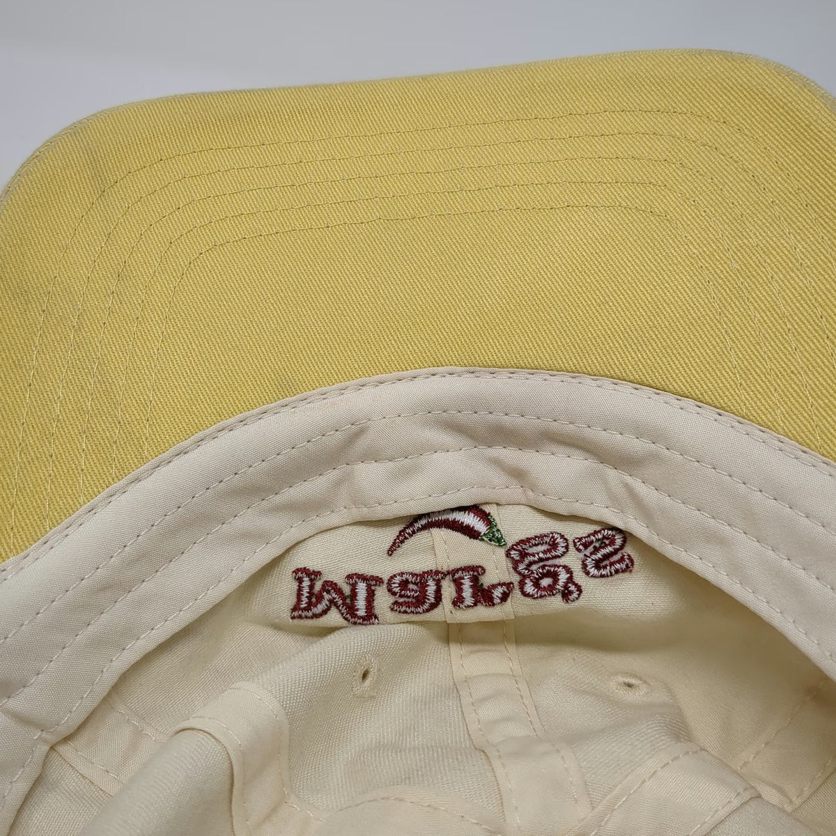 Universal Thread Baseball Cap Beige One Size Margs Chili Pepper Two Tone Hat