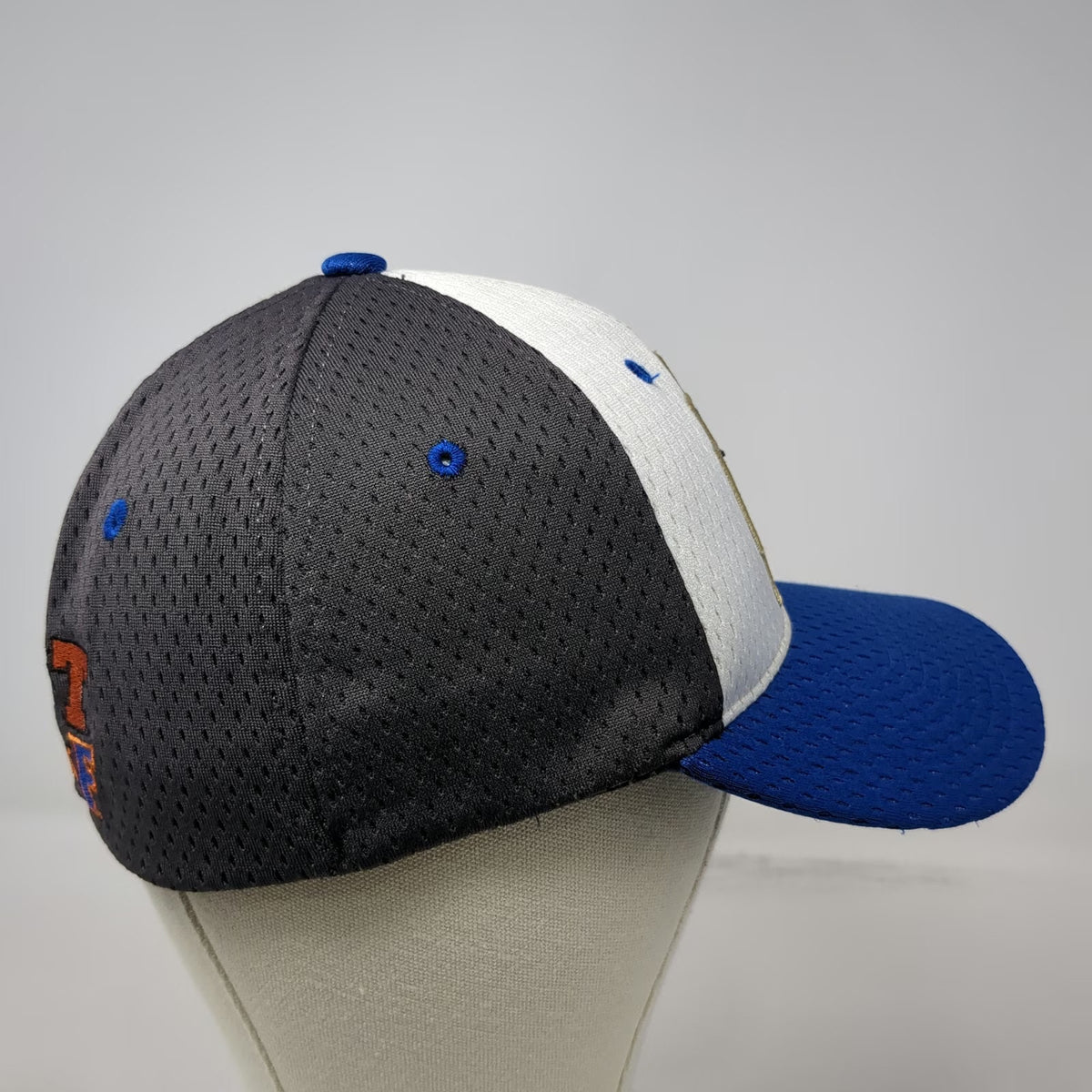 Zephyr NCAA College World Series 2018 Omaha Gray Cap L Hat Multi Logo Mesh Fit