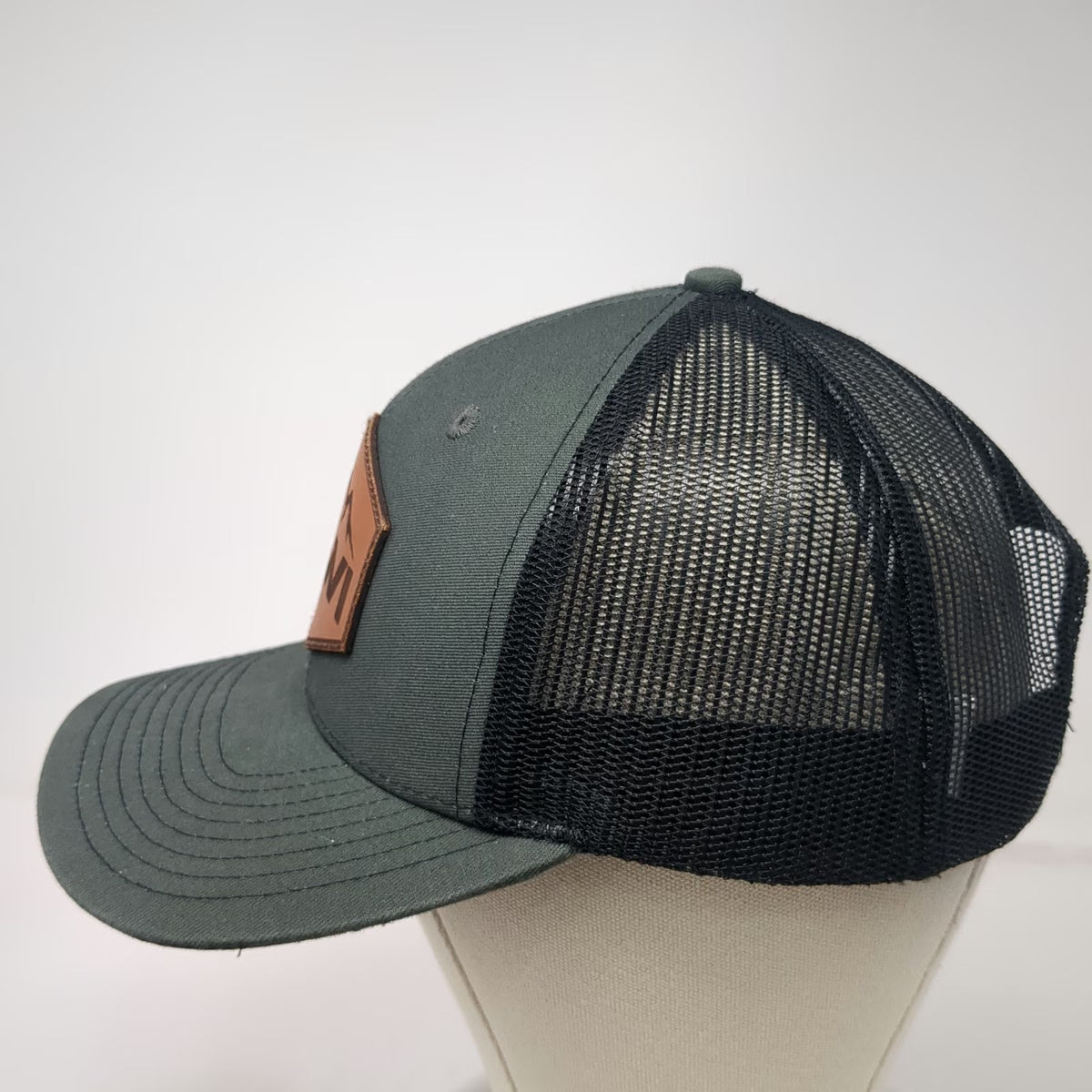 Gray One Size Trucker Hat Leather Patch Mountains MWI Snapback Mesh Adjustable