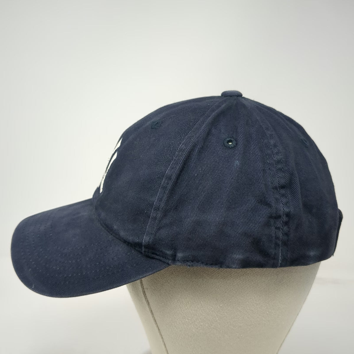 New York Yankees MLB Blue One Size Baseball Cap Embroidered Logo Strapback