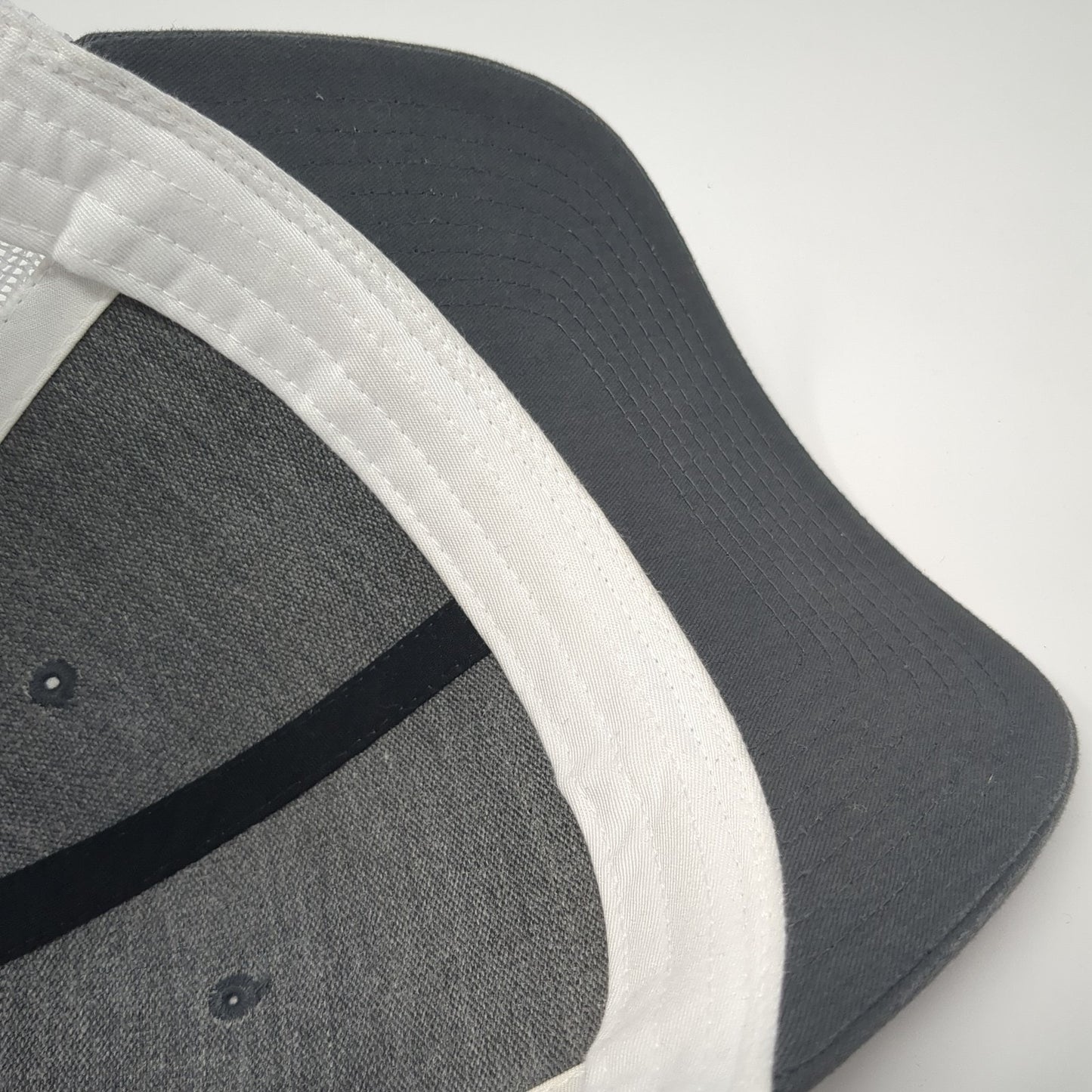 iDrive Snapback Trucker Hat Gray One Size Adjustable Mesh Back Richardson