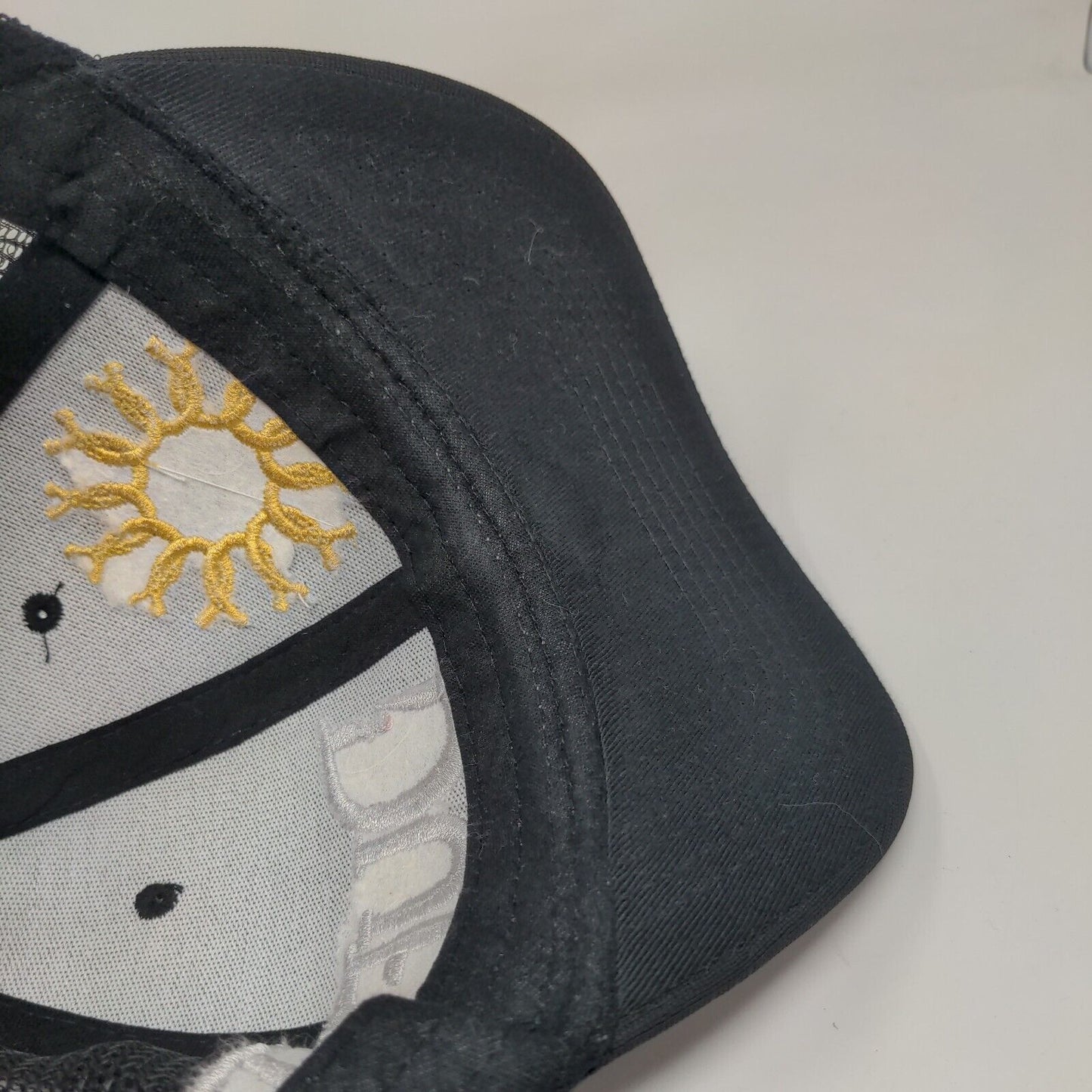 Duende Puerta Sol Del Criadero Snapback Mesh Back Trucker Hat Black One Size