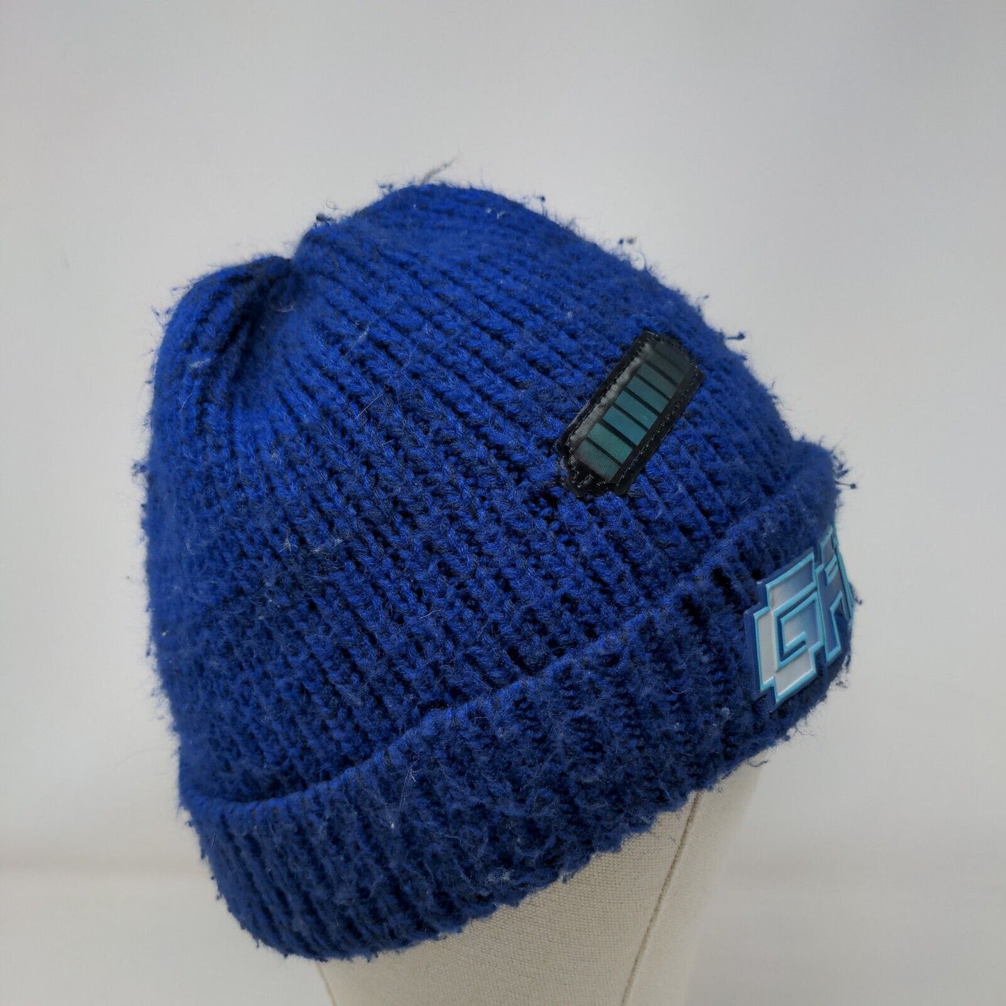 GAMER Beanie Hat Blue 4-7 S/P M/M Stretch Hand Knitted Patch Logo Place