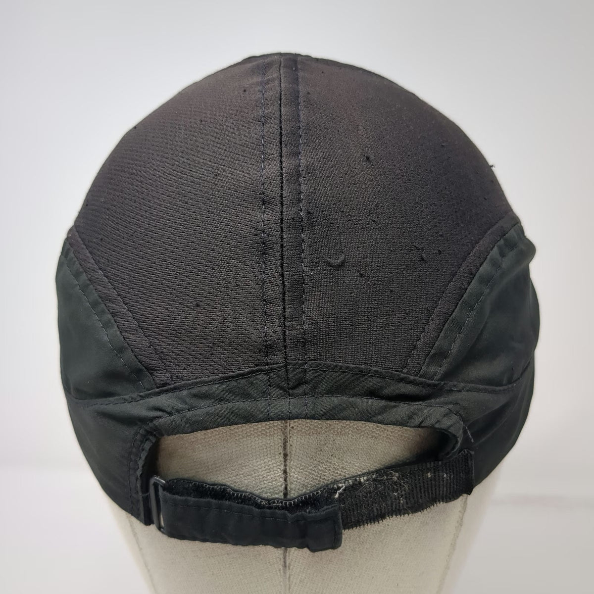 Nike Baseball Cap Black One Size Dri-Fit Mesh Strapback Hat Running Golf Sport