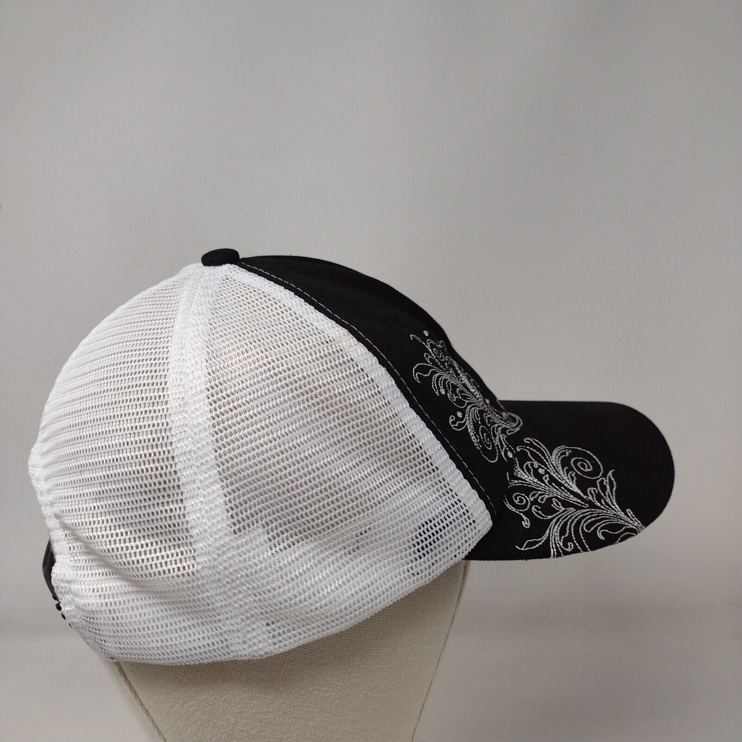 John Deere Strapback Hat Black OSFA Adjustable Embroidered Mesh Back 6 Panel