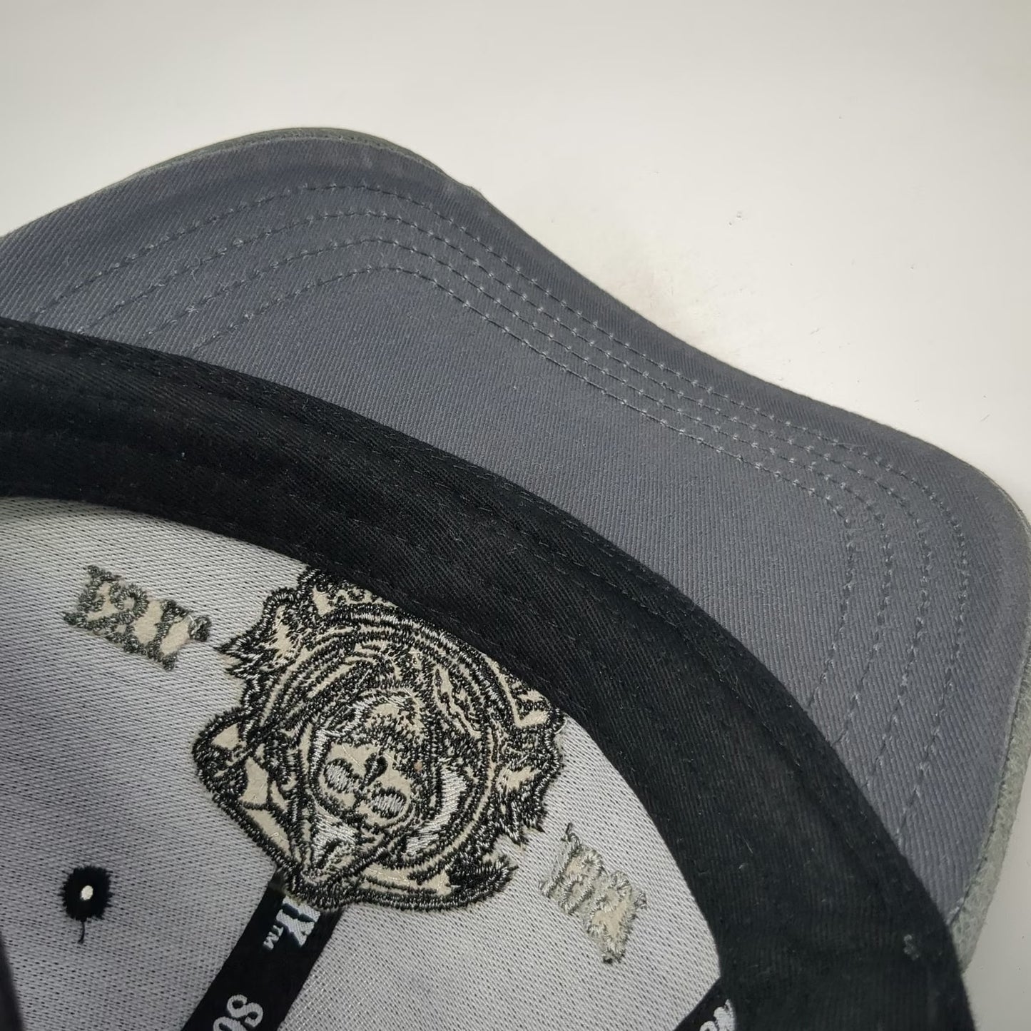Sons of Anarchy Baseball Cap Black Gray One Size Slideback Suede Brim SAMCRO Hat