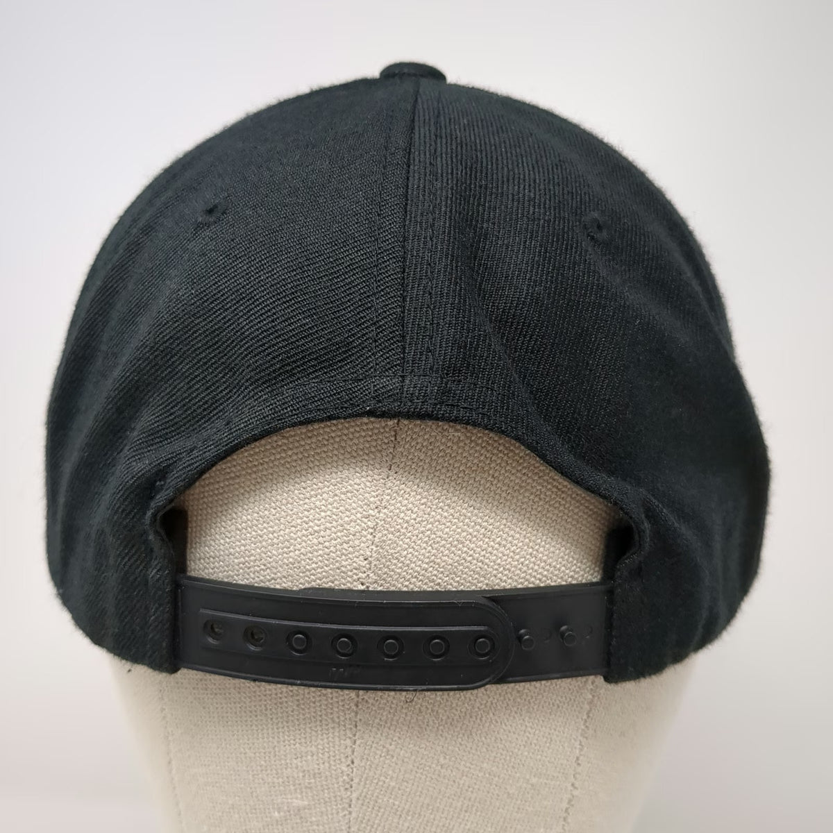 Yupoong Snapback Black One Size TOOBS Distribution Green Underbrim Wool Hat