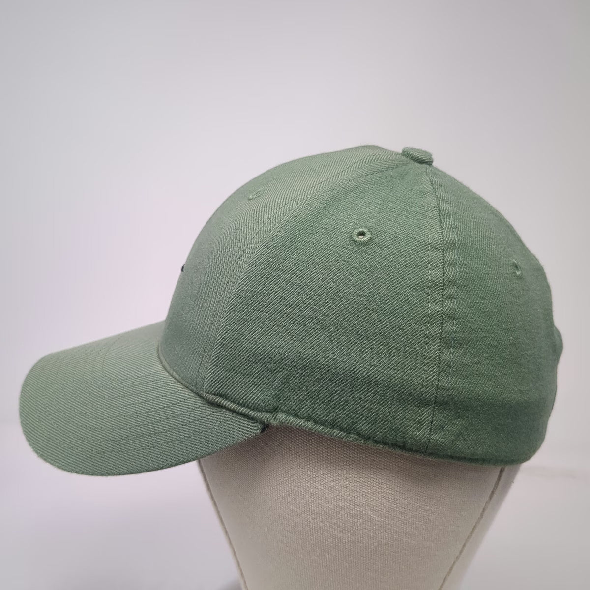 Nike Baseball Cap Green 7 1/4 Fitted Swoosh Logo Embroidered Cotton Hat