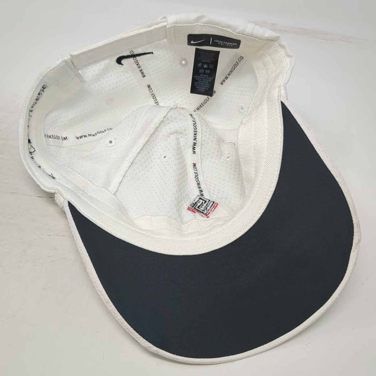 Nike Baseball Cap White OSFM Golf Dri-Fit Secuvant Cyber Security Hat Strapback