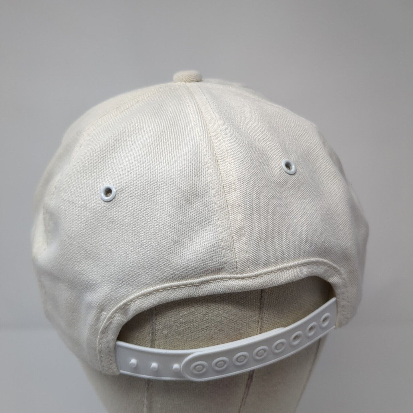 Quest Snapback Hat White One Size Adjustable Solid Vent Holes Outdoor