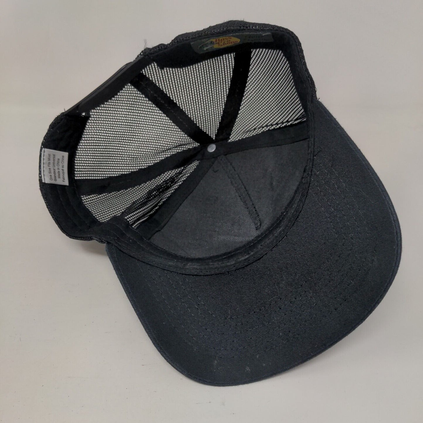 Bass Pro Shops Snapback Trucker Hat Black OSFM Adjustable Mesh Back Gone Fishing