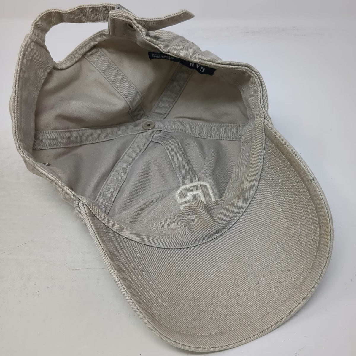 GAP Baseball Cap Beige L Slideback Adjustable Strap Embroidered Letter G hat