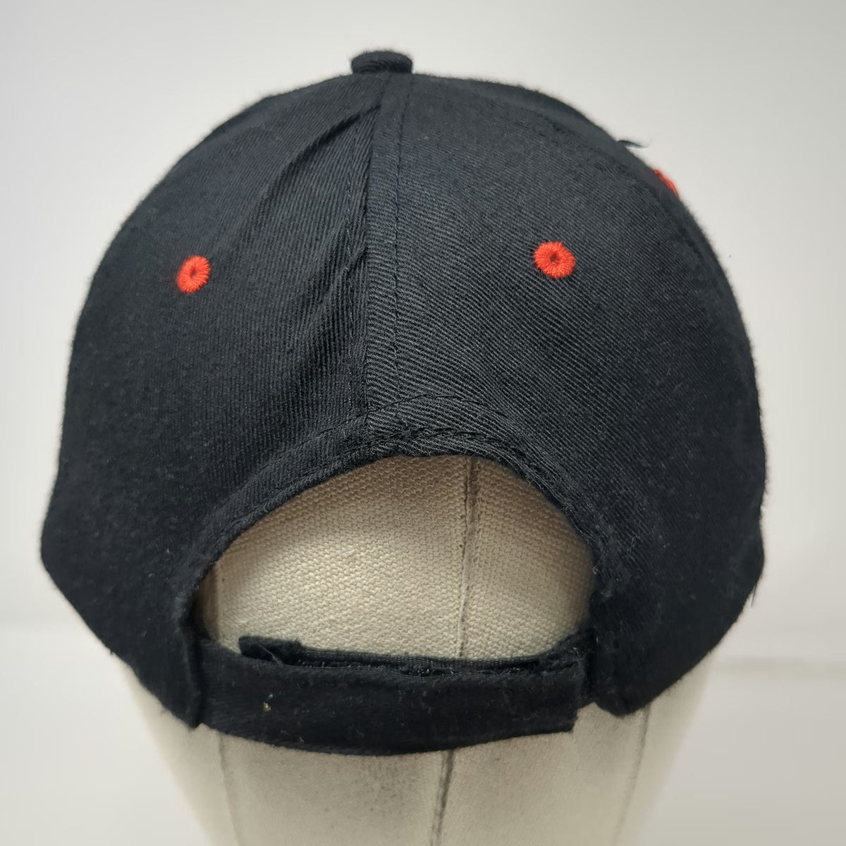 Black Australia Coat of Arms Logo Embroidered Baseball Cap One Size Red Trim Hat