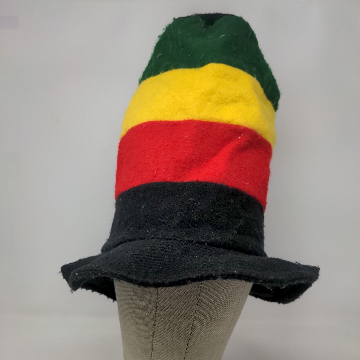 Unbranded Men's Tall Hat Black Red Green Yellow Stripes Novelty