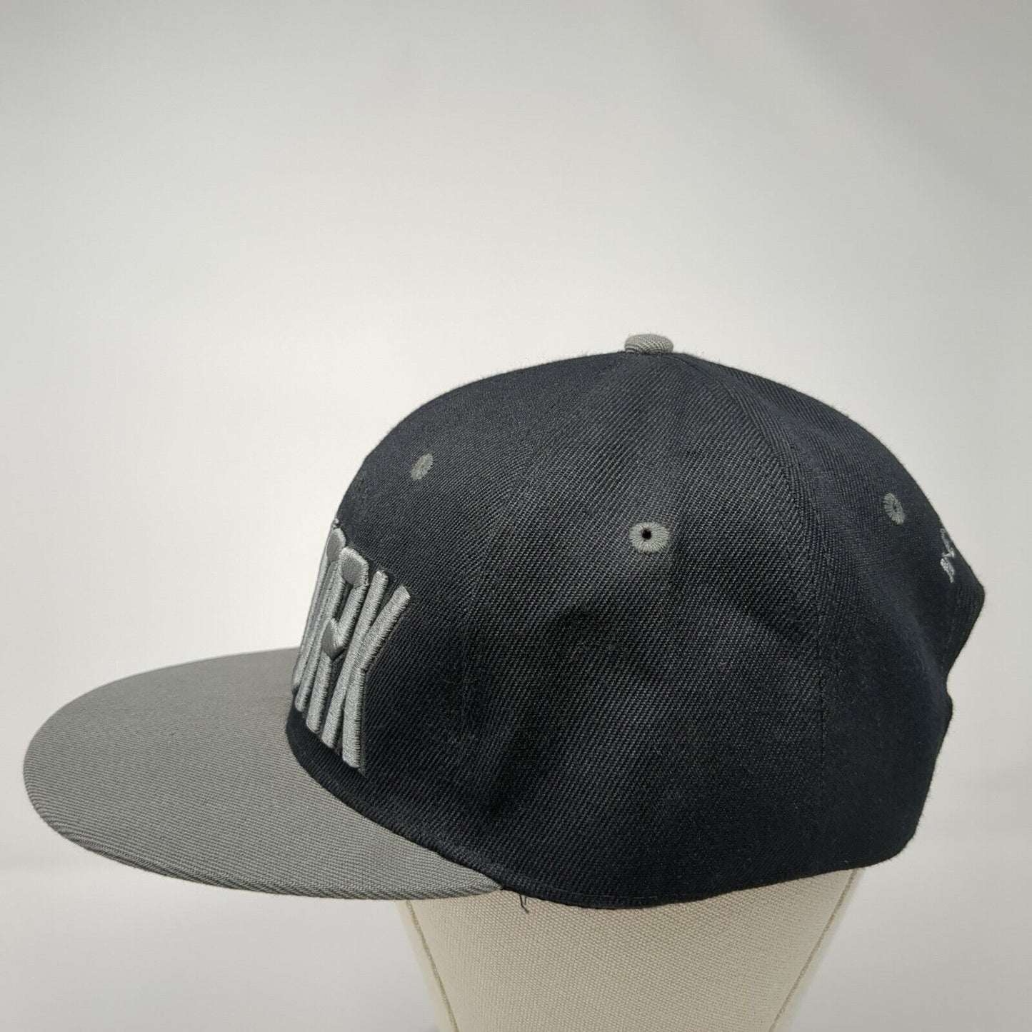 New York Snapback Hat Black One Size Embroidered Adjustable Colorblock