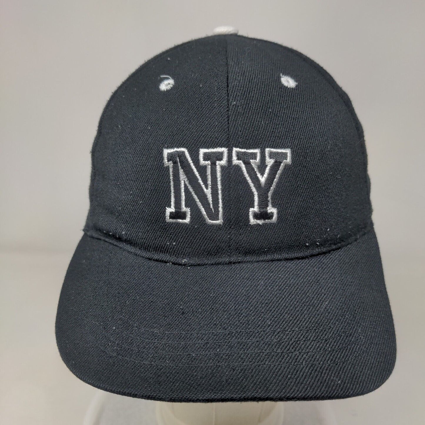 NY Strapback Hat Black One Size Adjustable Embroidered Solid 6 Panel