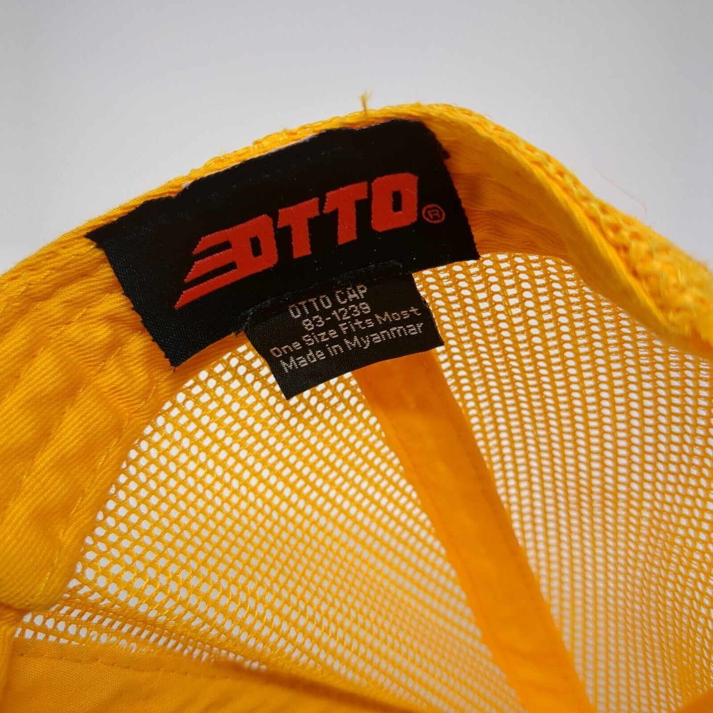 Screaming Chicken Snapback Trucker Hat Multicolor OS Adjustable Mesh Back Otto