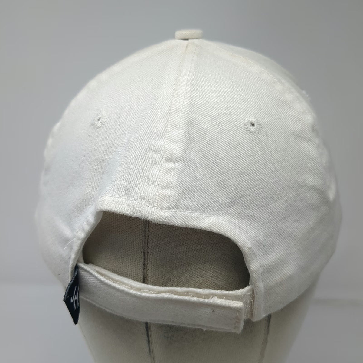 Town Talk Baseball Cap White One Size Benbow Hotel Resort Strapback Hat Cotton